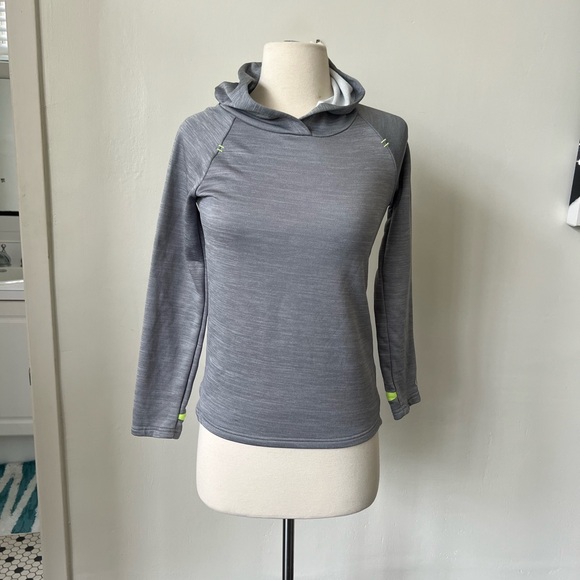 Champion C9 Girls Grey Hoodie Sweatshirt Size Medium 8-10 - Picture 2 of 8